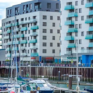 The Boardwalk Apartments Apartment